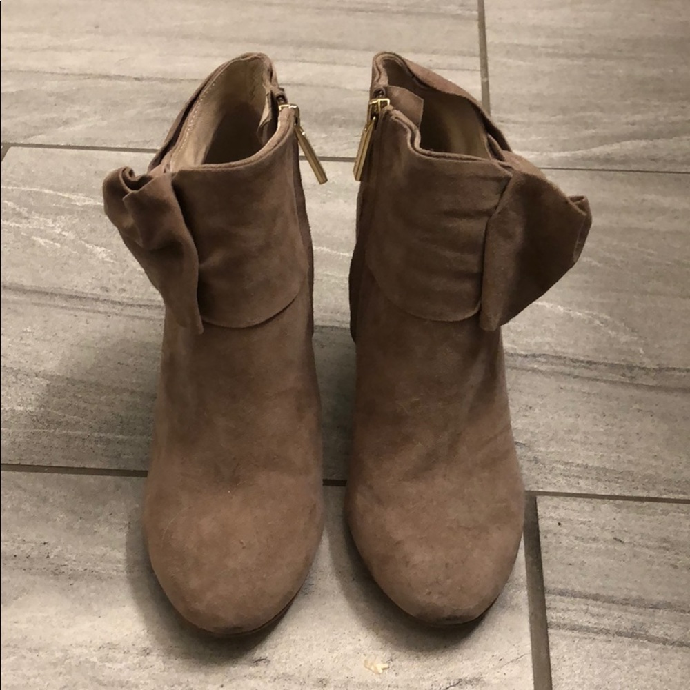 Booties - Picture 4 of 5